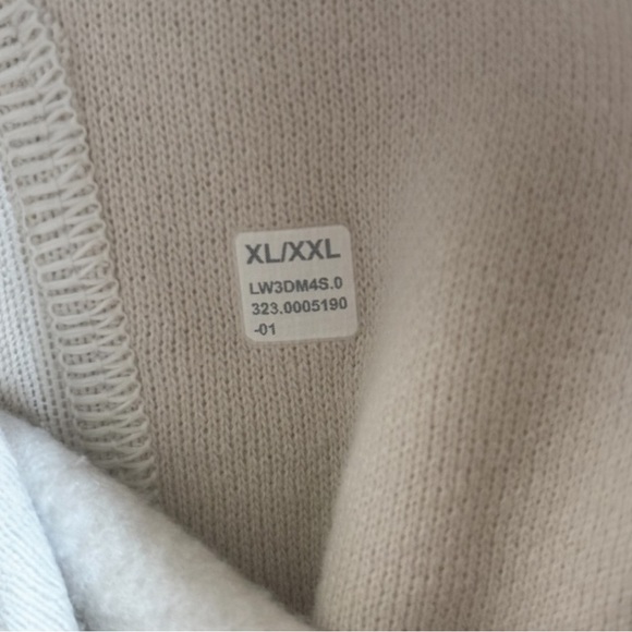 LULULEMON Scuba Oversized Half-Zip Hoodie
in Natural Ivory (XL/XXL) - Picture 9 of 9